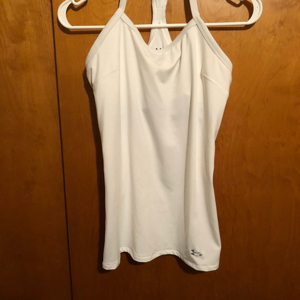 Women’s under armor tank top size medium